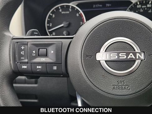 Used 2023 Nissan Rogue SV FWD image 23
