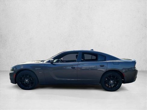 Used 2018 Dodge Charger GT image 8
