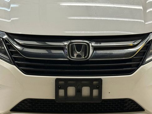 Used 2018 Honda Odyssey EX-L image 5