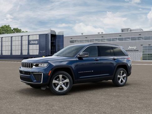 New 2026 Jeep Grand Cherokee Limited AWD/4WD image 2