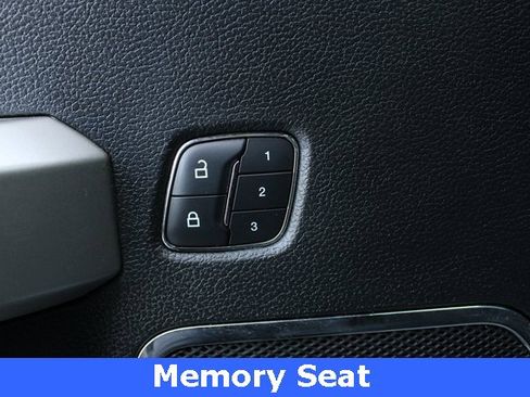 Used 2018 Ford F150 Lariat image 5