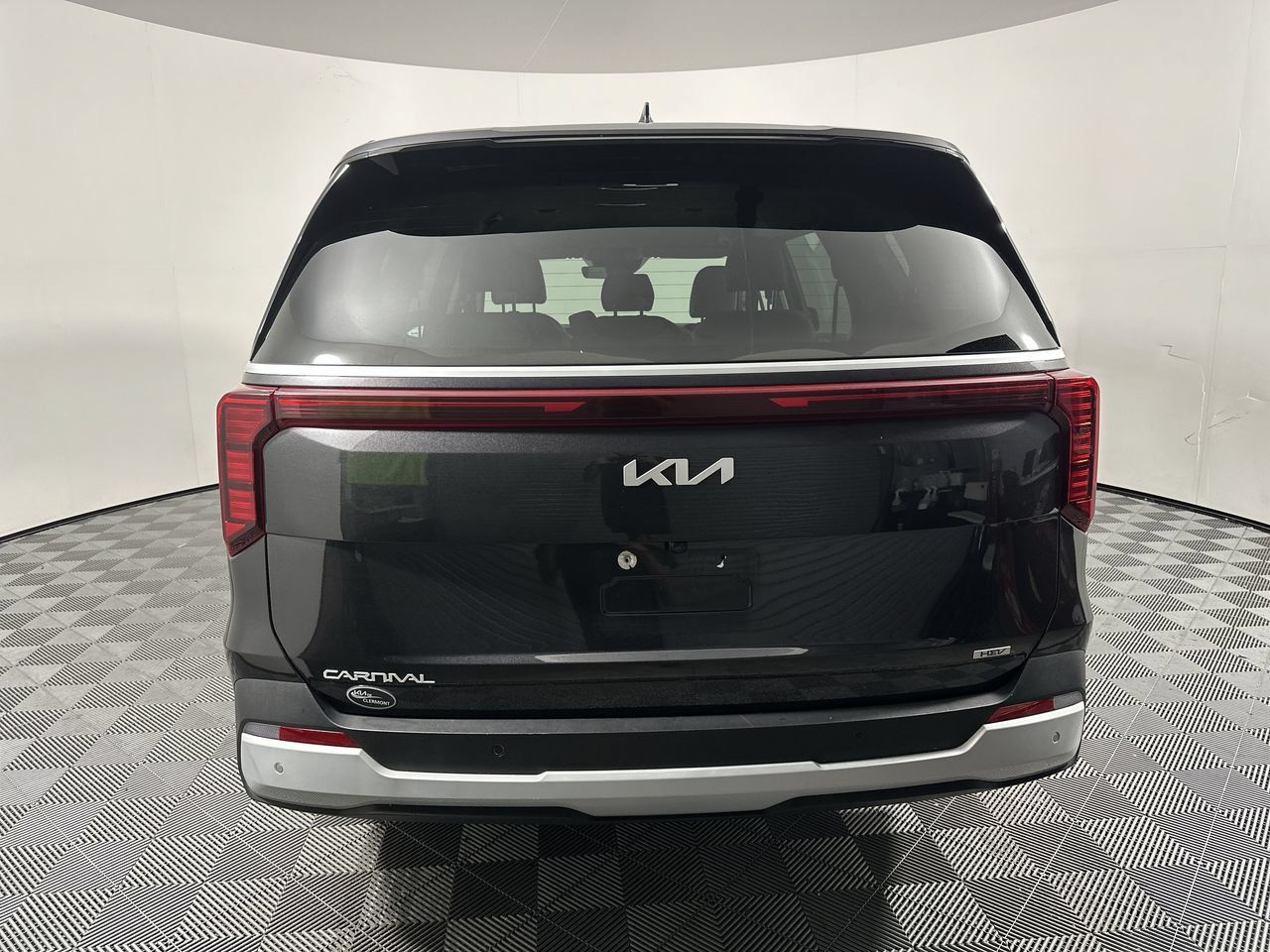 Certified 2026 Kia Carnival LXS FWD image 21