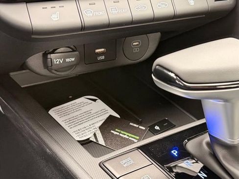 New 2026 Hyundai Elantra SE FWD image 28