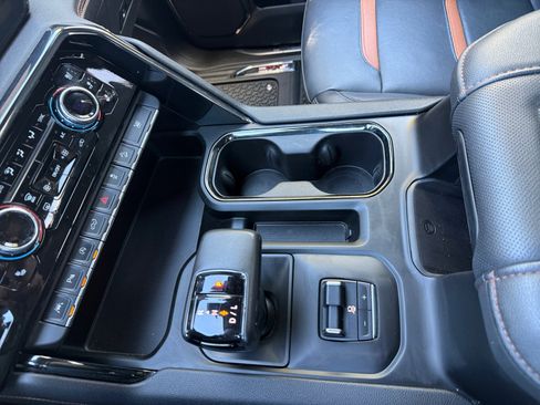 Used 2022 GMC Sierra 1500 AT4 w/ AT4 Premium Package AWD/4WD image 23