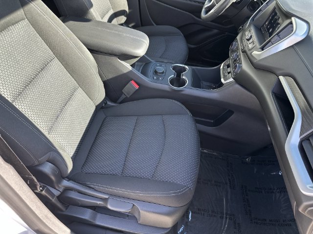 Certified 2024 GMC Terrain SLE w/ Driver Convenience Package FWD image 28