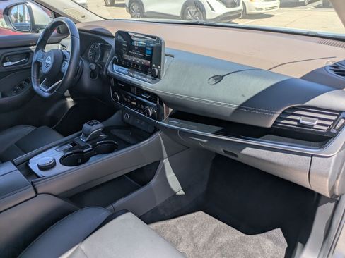Used 2023 Nissan Rogue SL w/ SL Premium Package AWD/4WD image 32