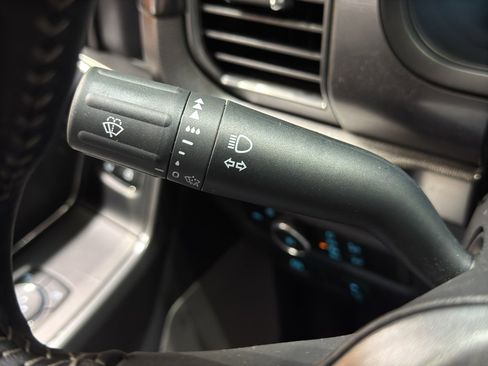 Used 2024 Ford F150 Lariat image 26