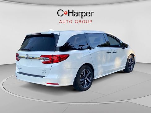 Used 2018 Honda Odyssey Elite image 3