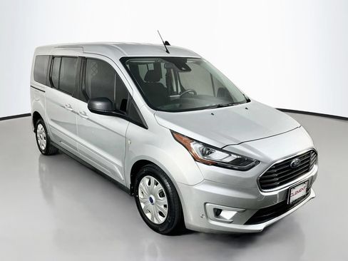 Used 2022 Ford Transit Connect XLT FWD image 3