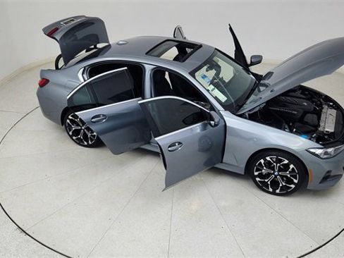 Used 2025 BMW 330i xDrive Sedan image 85