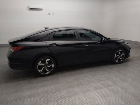 Used 2023 Hyundai Elantra SEL w/ Convenience Package FWD image 10
