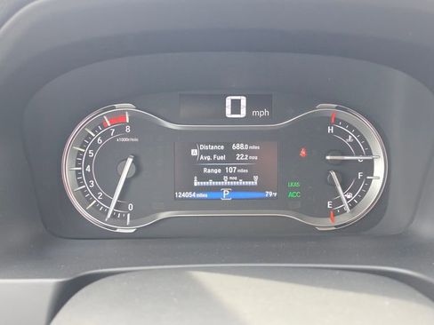 Used 2016 Honda Pilot Touring image 17