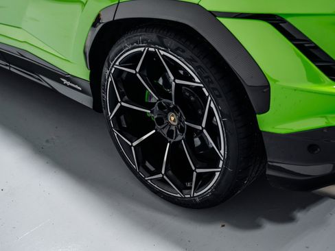 Used 2023 Lamborghini Urus Performante image 41
