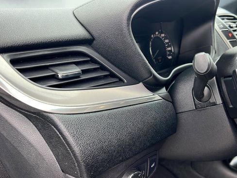 Used 2017 Lincoln MKC Premiere image 30