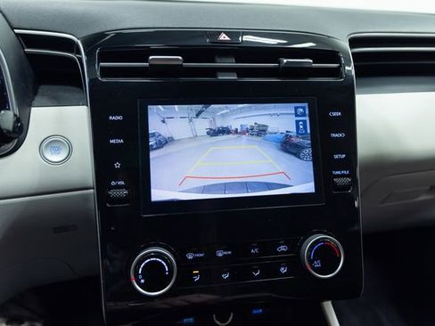Used 2022 Hyundai Tucson SEL image 17