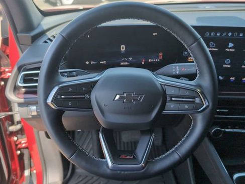 Certified 2025 Chevrolet Traverse Z71 AWD/4WD image 11