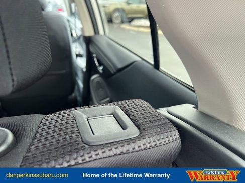 Used 2022 Subaru Outback Premium image 48