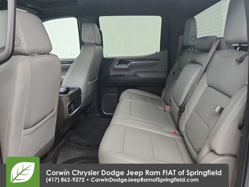 Used 2022 GMC Sierra 1500 SLT w/ SLT Convenience Package image 31