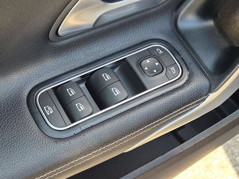 Used 2019 Mercedes-Benz A 220 image 11