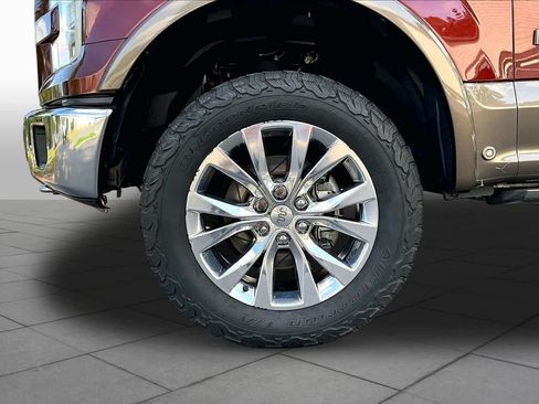 Used 2015 Ford F150 King Ranch w/ Equipment Group 601A Luxury AWD/4WD image 11