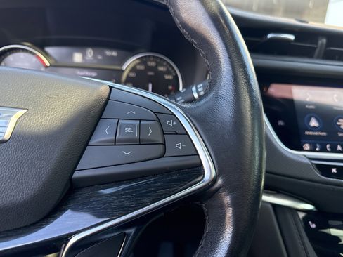 Used 2023 Cadillac XT5 Premium Luxury image 18