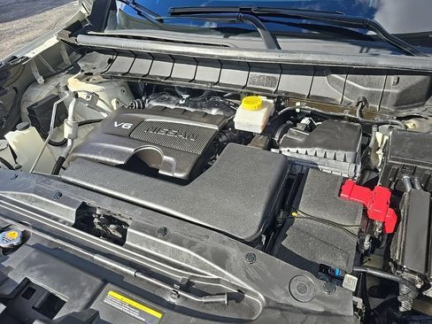 Used 2024 Nissan Pathfinder Platinum image 35