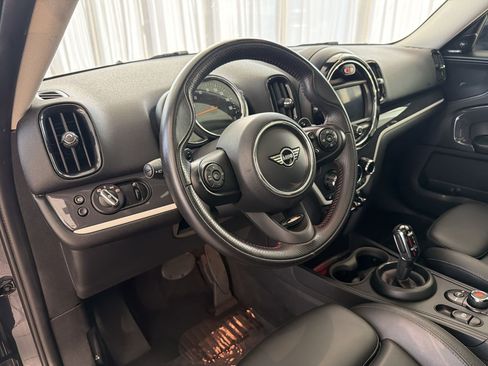 Used 2020 MINI Cooper Countryman S FWD image 4