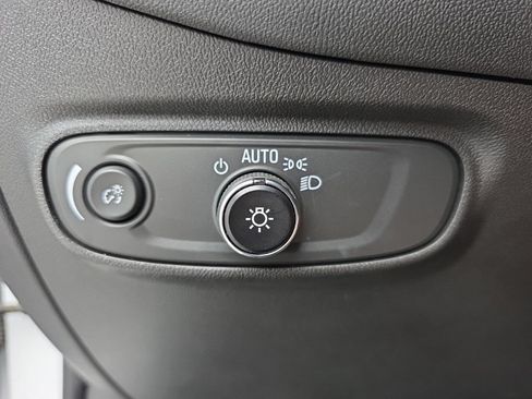 Used 2023 Chevrolet Equinox LT w/ LPO, Floor Liner Package AWD/4WD image 24