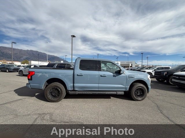 Used 2023 Ford F150 Lightning Platinum AWD/4WD image 9