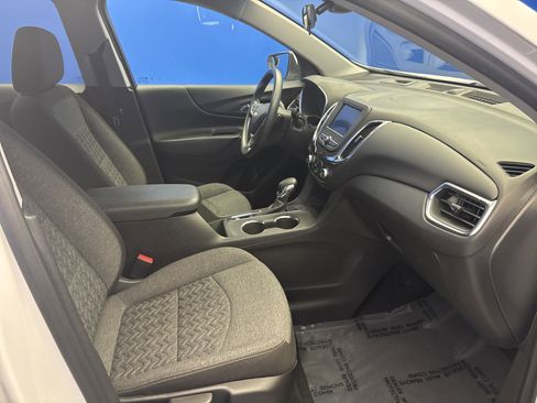 Used 2022 Chevrolet Equinox LT image 23