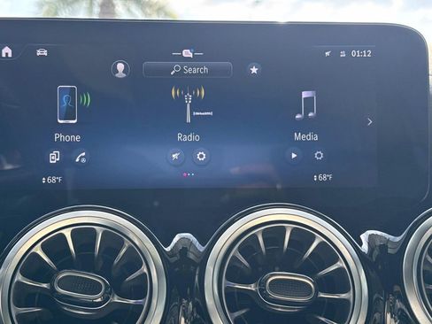 Used 2025 Mercedes-Benz GLA 250 image 25