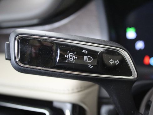 Used 2023 Lincoln Aviator Reserve w/ Equipment Group 201A image 17