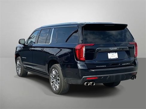 Used 2024 GMC Yukon XL Denali Ultimate image 28