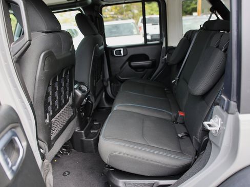 Used 2021 Jeep Wrangler Unlimited Rubicon 4xe w/ Cold Weather Group image 28