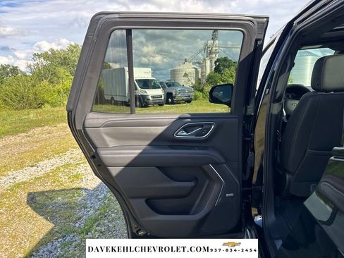 Used 2021 Chevrolet Tahoe RST w/ Luxury Package AWD/4WD image 23