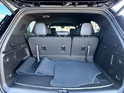 New 2026 GMC Acadia Elevation w/ Elevation Premium Package FWD image 6