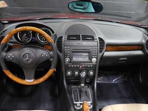 Used 2009 Mercedes-Benz SLK 300 image 43