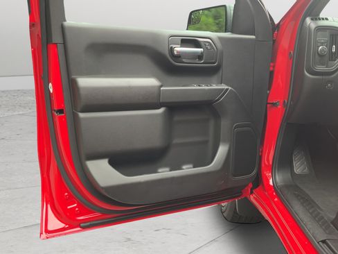 New 2026 Chevrolet Silverado 1500 Custom RWD image 9