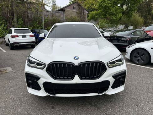 Used 2022 BMW X6 xDrive40i w/ M Sport Package AWD/4WD image 9
