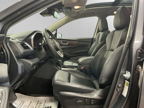 Used 2023 Subaru Ascent Touring AWD/4WD image 9