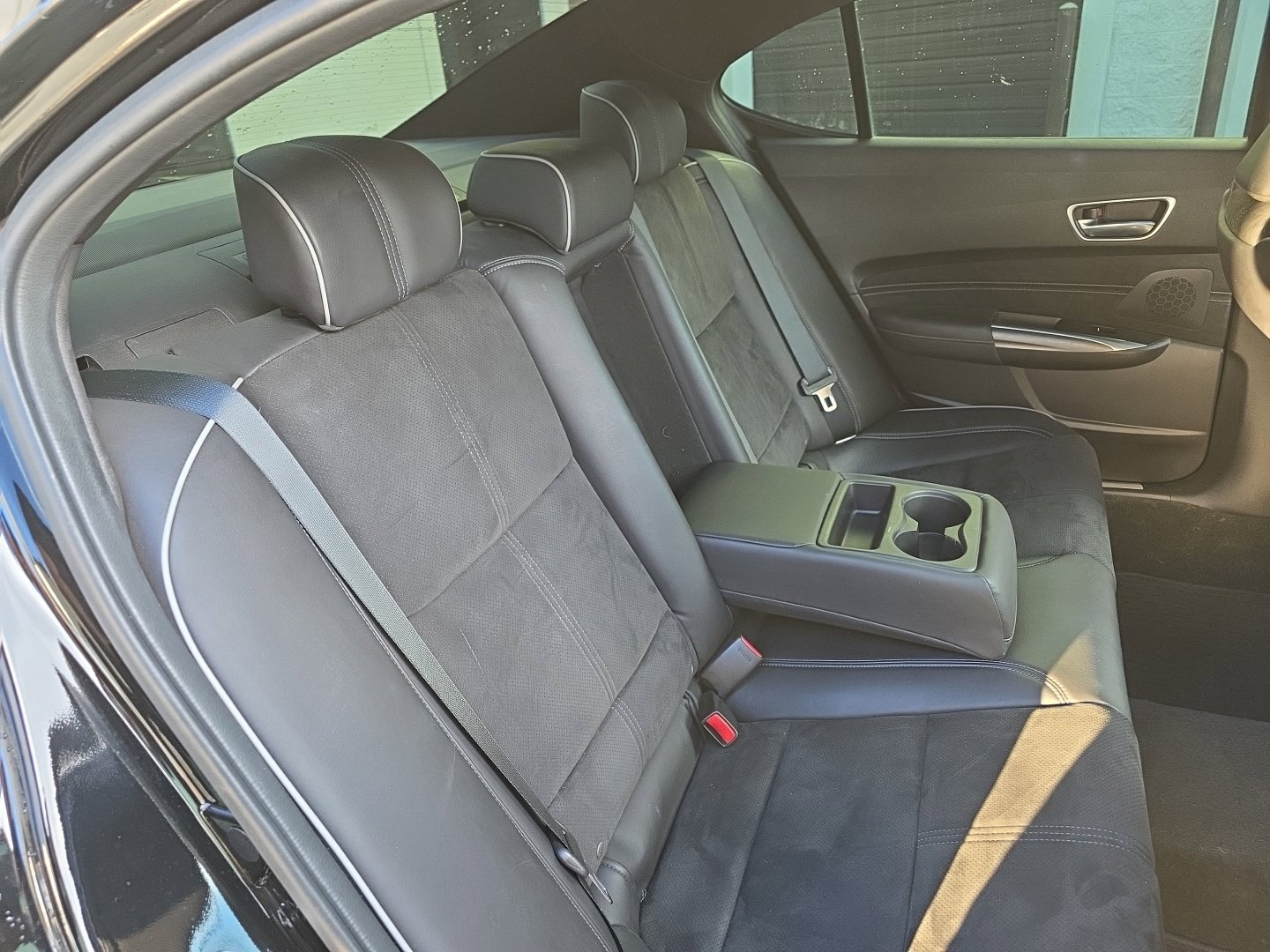 Used 2018 Acura TLX w/ Technology & A-SPEC Package FWD image 31