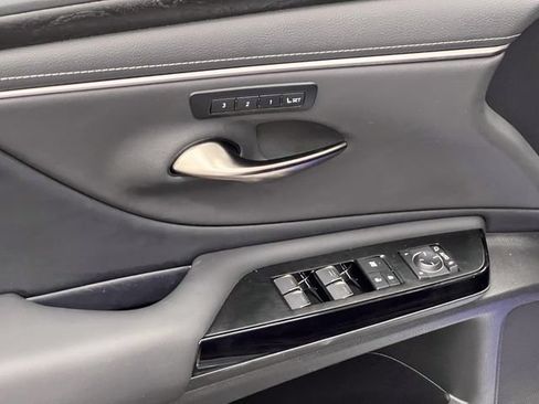Certified 2025 Lexus ES 300h w/ Premium Package FWD image 10