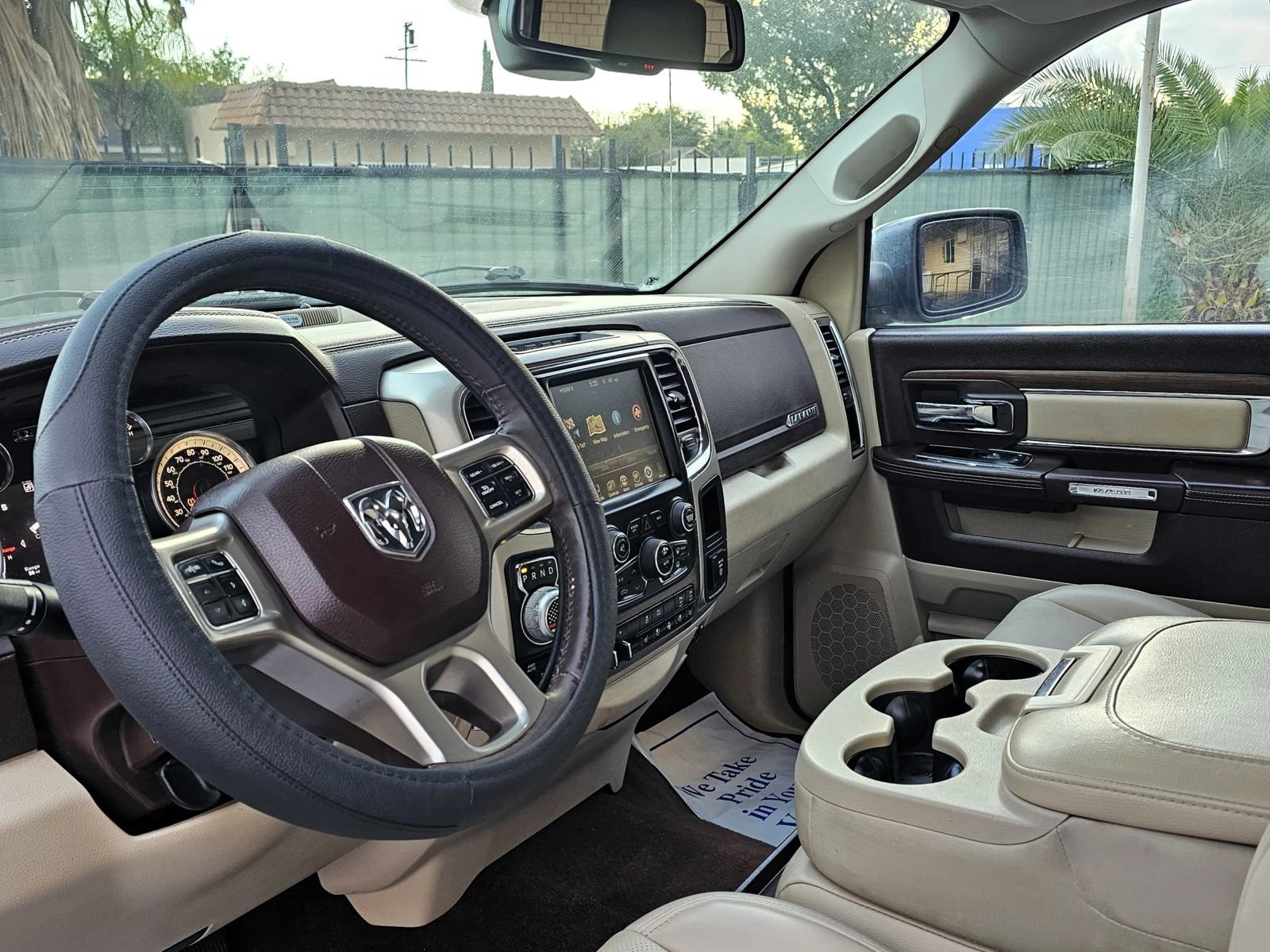 Used 2015 RAM 1500 Laramie w/ Convenience Group AWD/4WD image 6