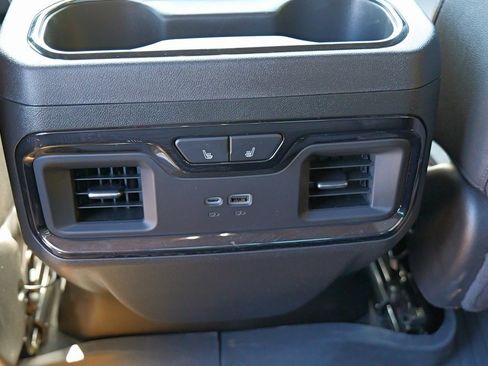 New 2025 GMC Sierra 2500 AT4 w/ AT4 Premium Plus Package image 27