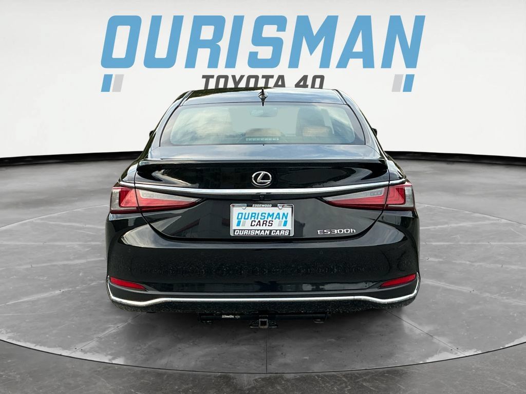 Used 2023 Lexus ES 300h w/ Premium Package FWD image 6