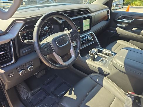 Used 2024 GMC Sierra 1500 Denali image 8