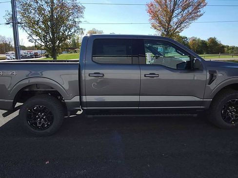 New 2025 Ford F150 XLT w/ Equipment Group 301A Standard image 9