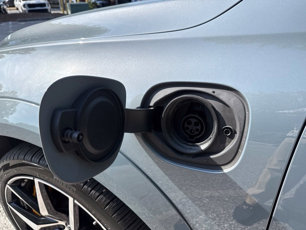 Used 2022 Volvo XC60 T8 Polestar AWD/4WD image 13