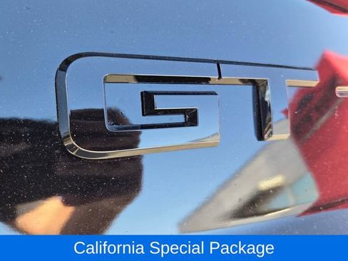 Used 2017 Ford Mustang GT Premium w/ Equipment Group 401A image 12