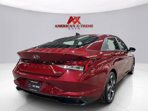 Used 2023 Hyundai Elantra Limited w/ Winter Weather Package FWD image 7